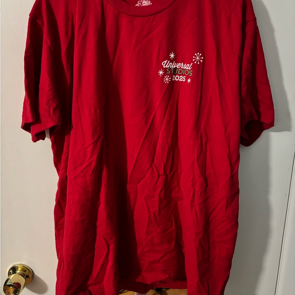 Universal Orlando AP & Earl the Squirrel Men's Short Sleeve T-Shirt